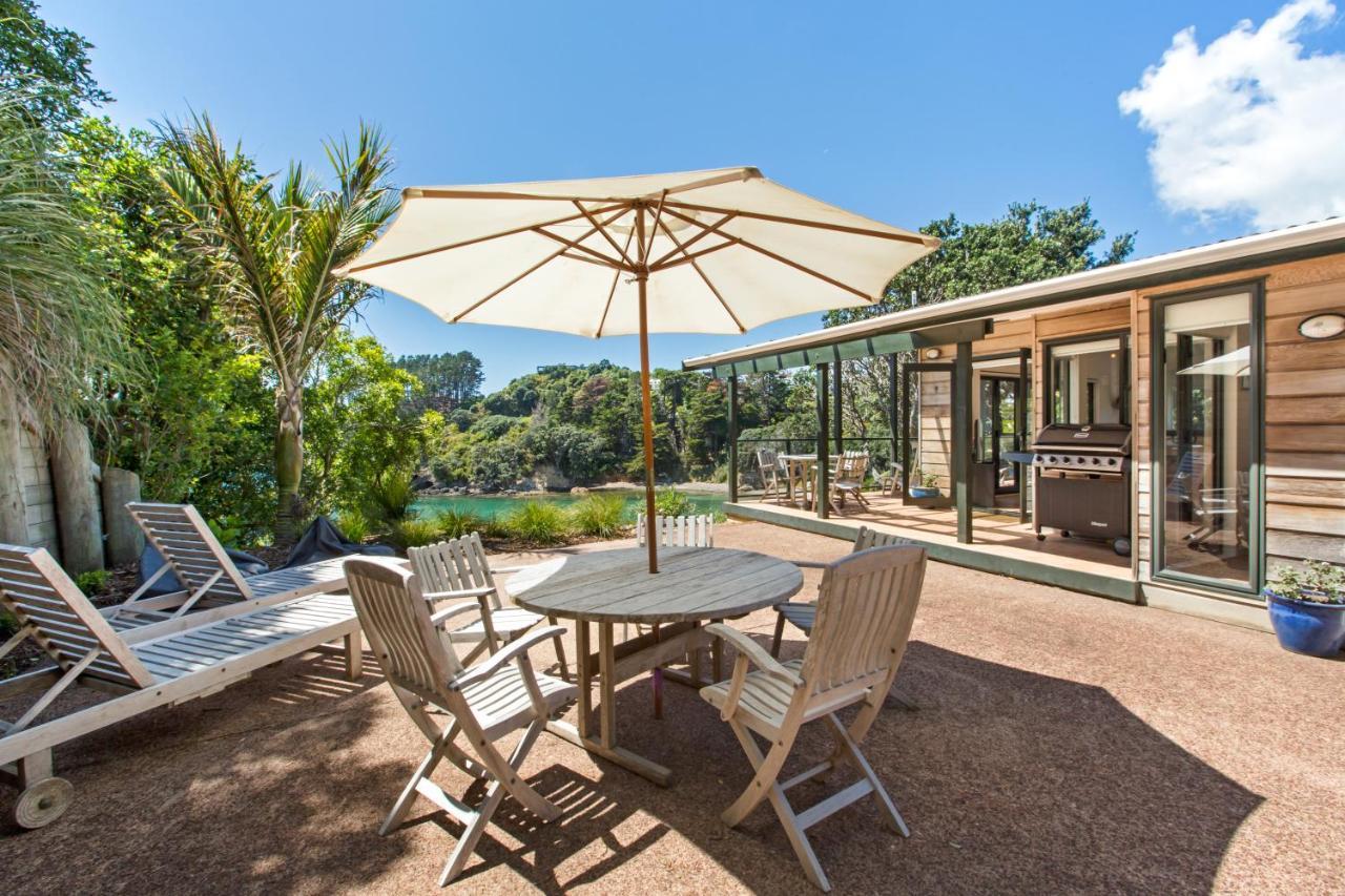 Beachfront Enclosure Bay - Waiheke Unlimited Oneroa Eksteriør bilde